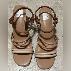 Dolce Vita Nude Heels 👠